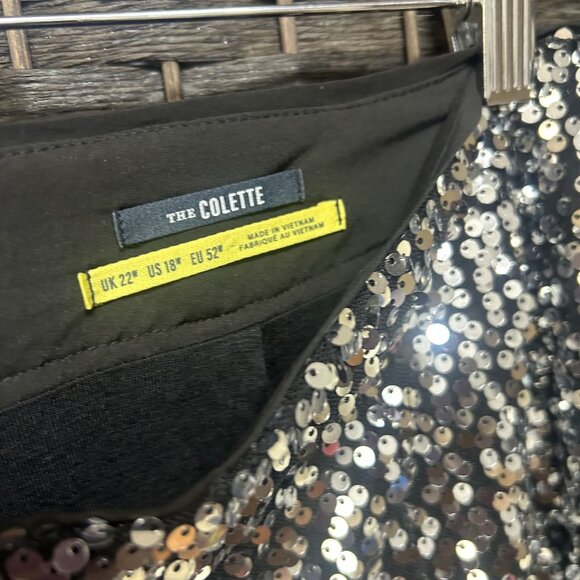 Anthropologie Black and Silver Sequin Cropped Pants - Picture 4 of 7